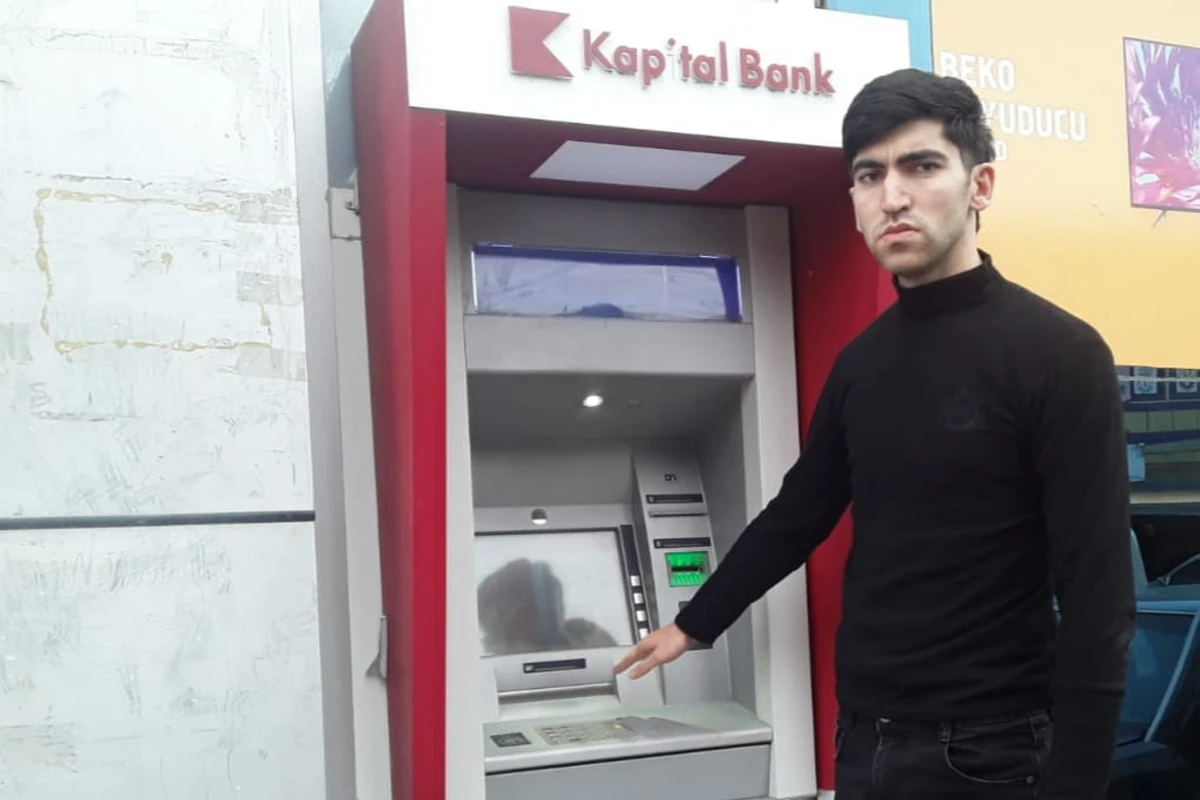 Təqaüdçülərə kömək adı ilə pullarını ələ keçirən şəxs tutulub - FOTO