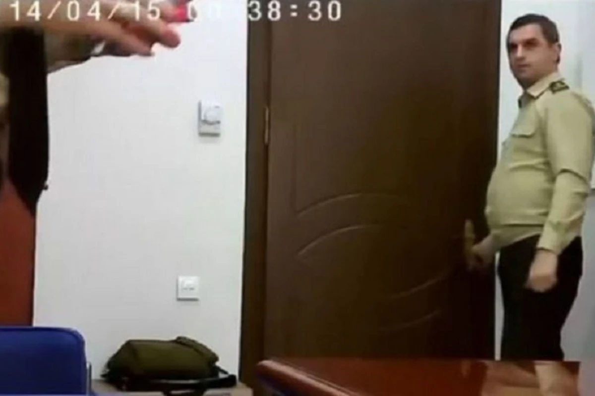 İntim videoları yayılan FHN polkovniki ilə bağlı YENİ XƏBƏR İntim videoları yayılan FHN polkovniki ilə bağlı YENİ XƏBƏR