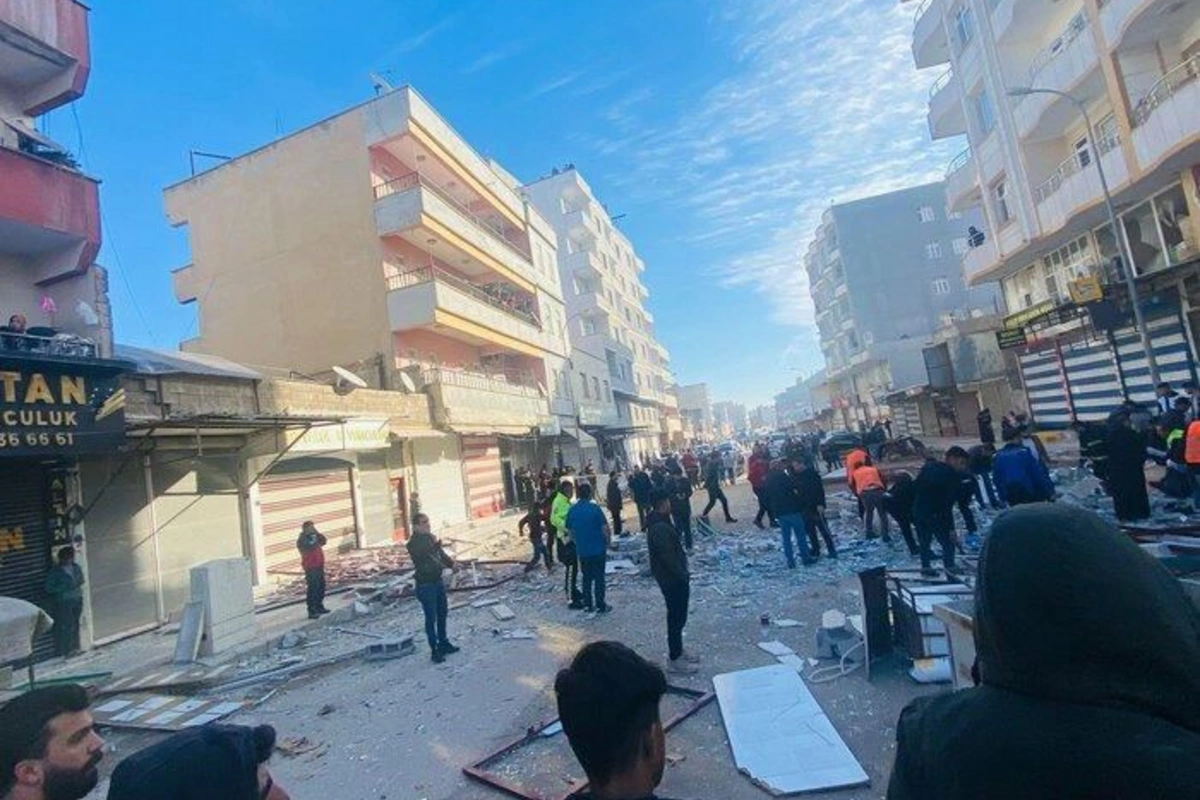Türkiyənin Şanlıurfa şəhərində partlayış, xəsarət alanlar var - FOTO Türkiyənin Şanlıurfa şəhərində partlayış, xəsarət alanlar var - FOTO