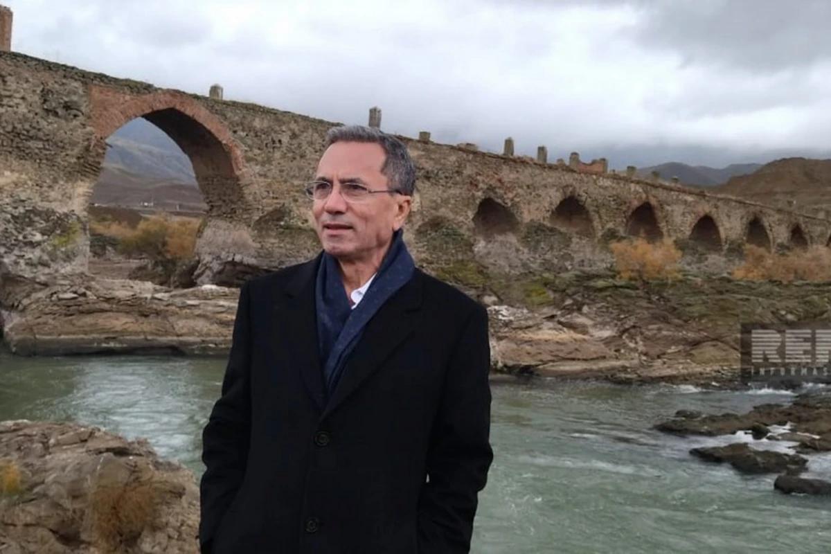 Əhməd Obalı Xüdafərin körpüsünü ziyarət edib - FOTO