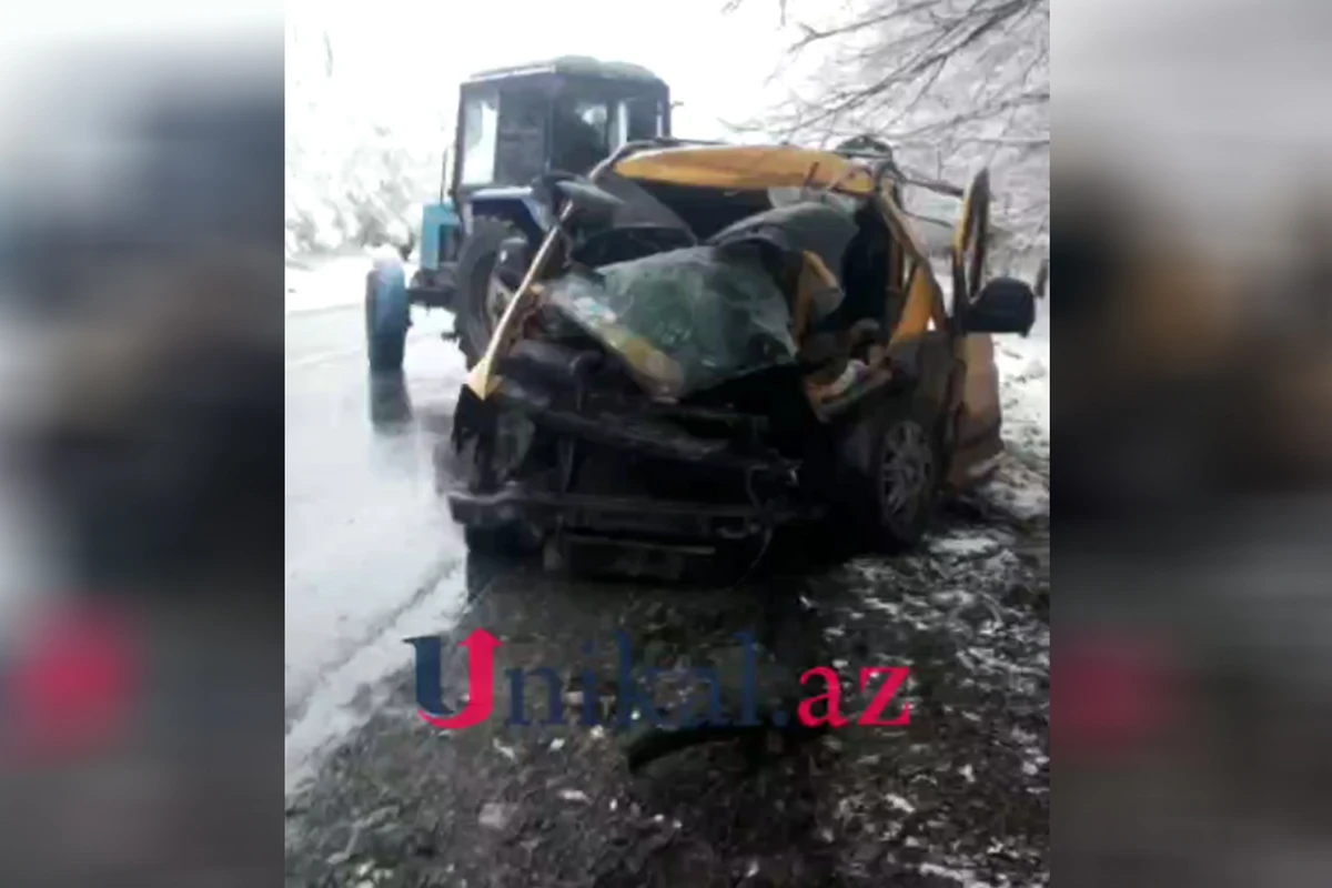 В Азербайджане микроавтобус попал в ДТП: есть пострадавшие - ОБНОВЛЕНО + ВИДЕО