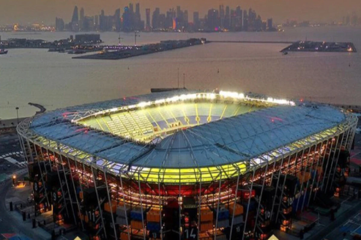 DÇ-2022-də stadionun sökülməsinə başlanılıb DÇ-2022-də stadionun sökülməsinə başlanılıb