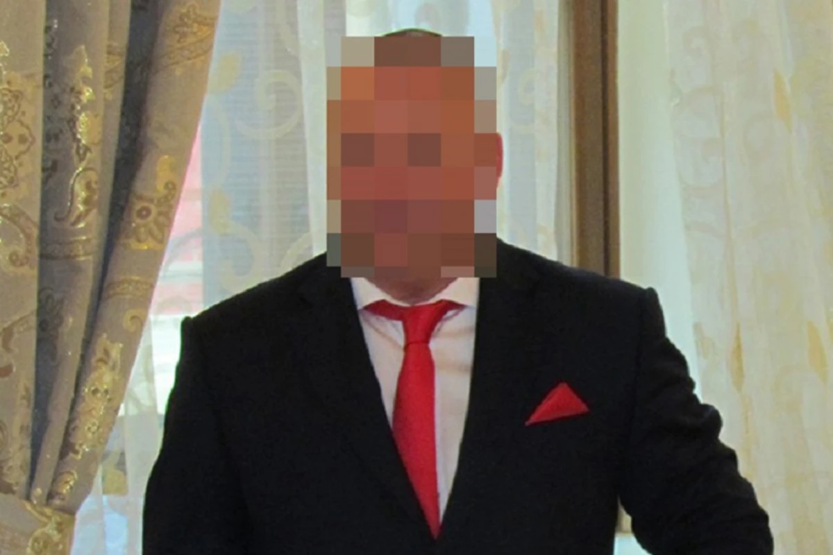 Bakıda şirkət rəhbərini intim görüntüləri ilə şantaj edib, 200 min aldılar Bakıda şirkət rəhbərini intim görüntüləri ilə şantaj edib, 200 min aldılar