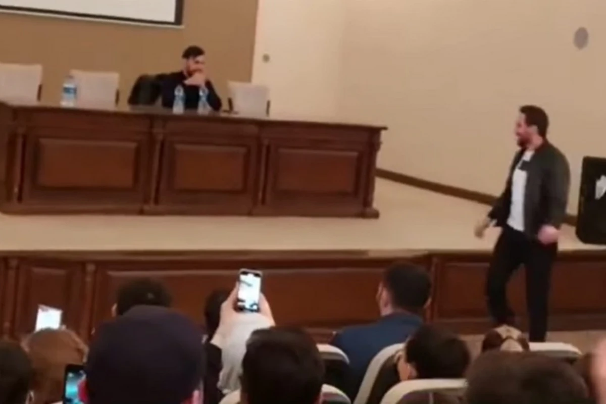 Tiktokerlərin universitetlərə çağırılması ilə bağlı ŞOK FAKT Tiktokerlərin universitetlərə çağırılması ilə bağlı ŞOK FAKT