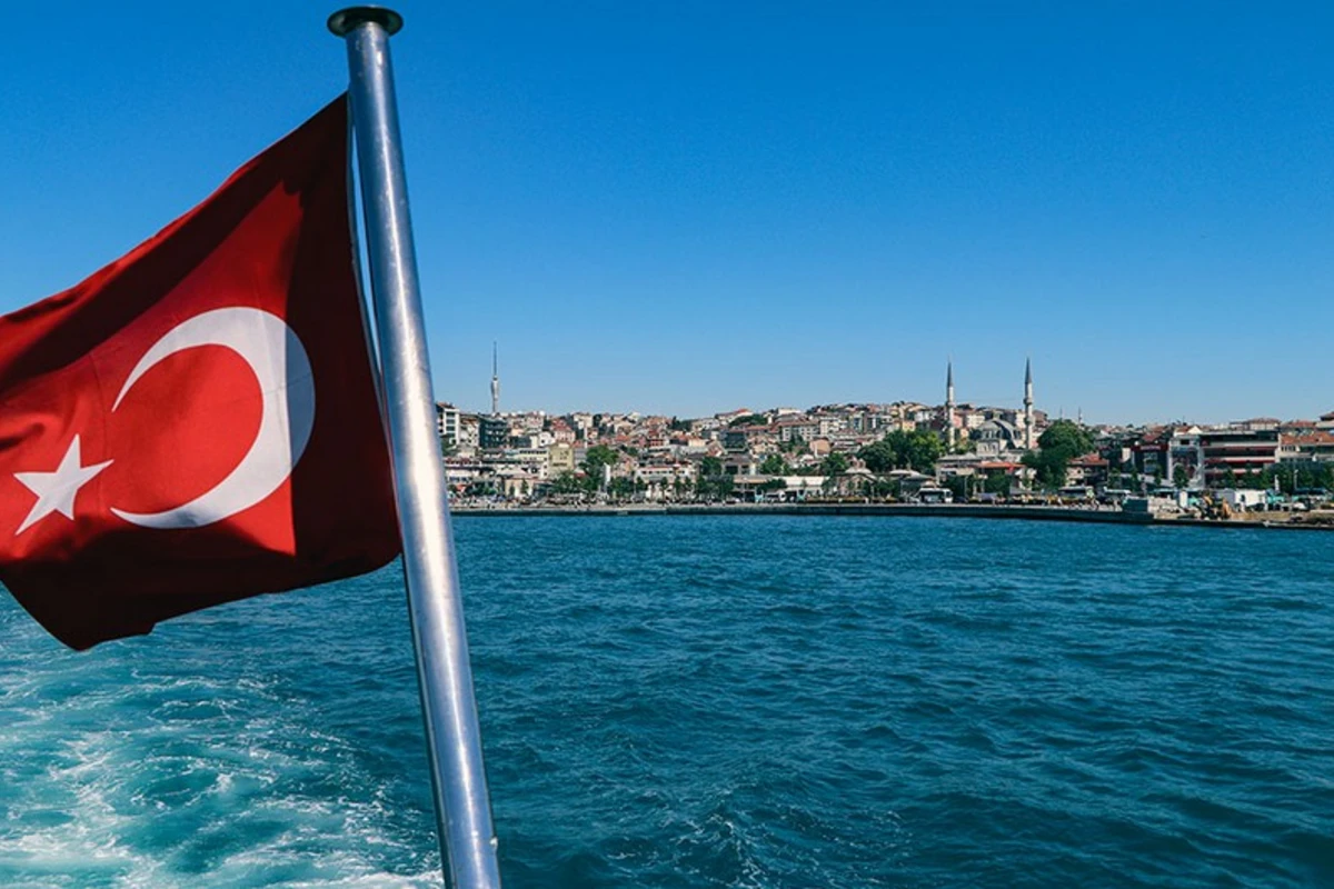 Türkiyə xarici hərbi gəmilərə xəbərdarlıq edib