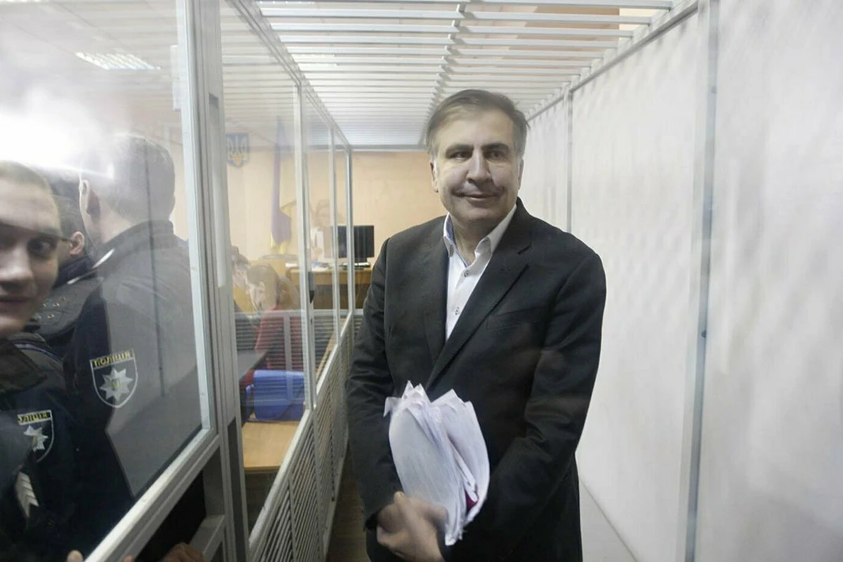 Саакашвили снова объявил голодовку