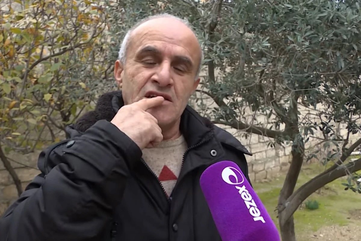 Şagirdi döydüyü üçün məktəbdən qovulan 30 ilin müəllimi: Barmağını ağzına saldı... - VİDEO