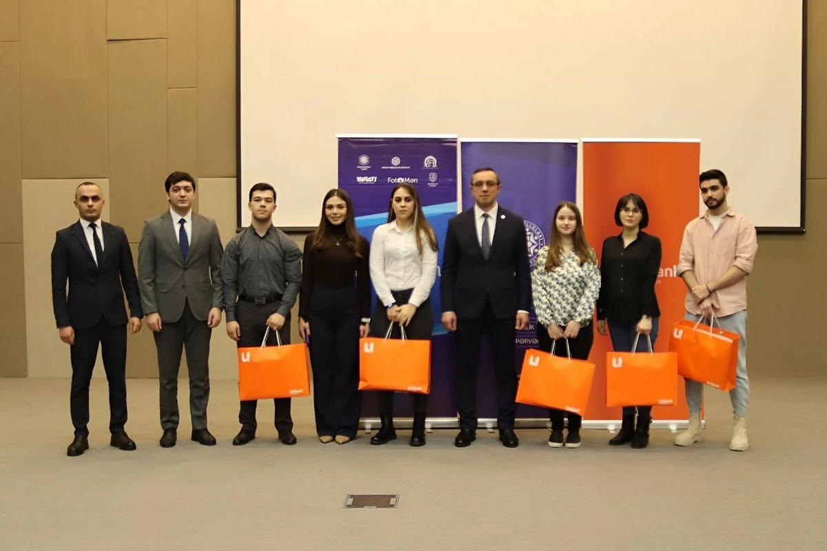 Unibank özünüməşğulluq layihəsi çərçivəsində daha 5 nəfərə avadanlıq təqdim edib - FOTO