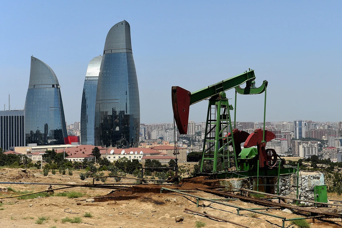 Азербайджанская нефть подешевела
