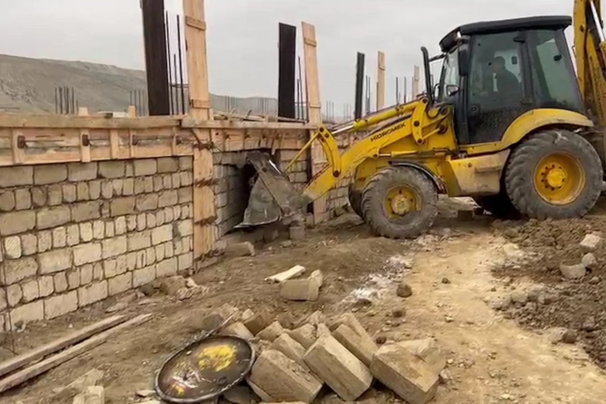 FHN qanunsuz tikintilərin qarşısı aldı - FOTO/VİDEO FHN qanunsuz tikintilərin qarşısı aldı - FOTO/VİDEO