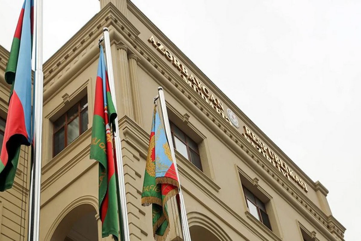 Позиции азербайджанской армии на кельбаджарском и лачынском направлениях подверглись обстрелу