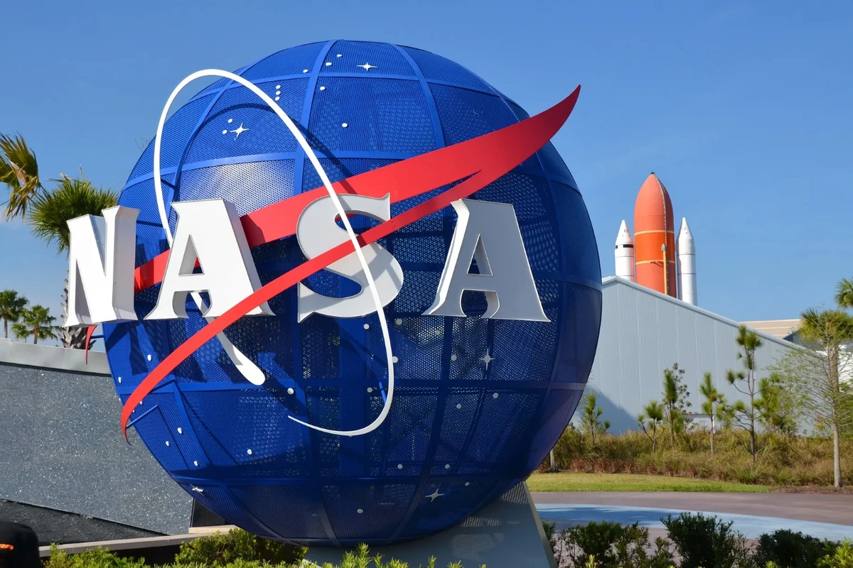 NASA показало новое спутниковое изображение обесточенной Украины - ФОТО