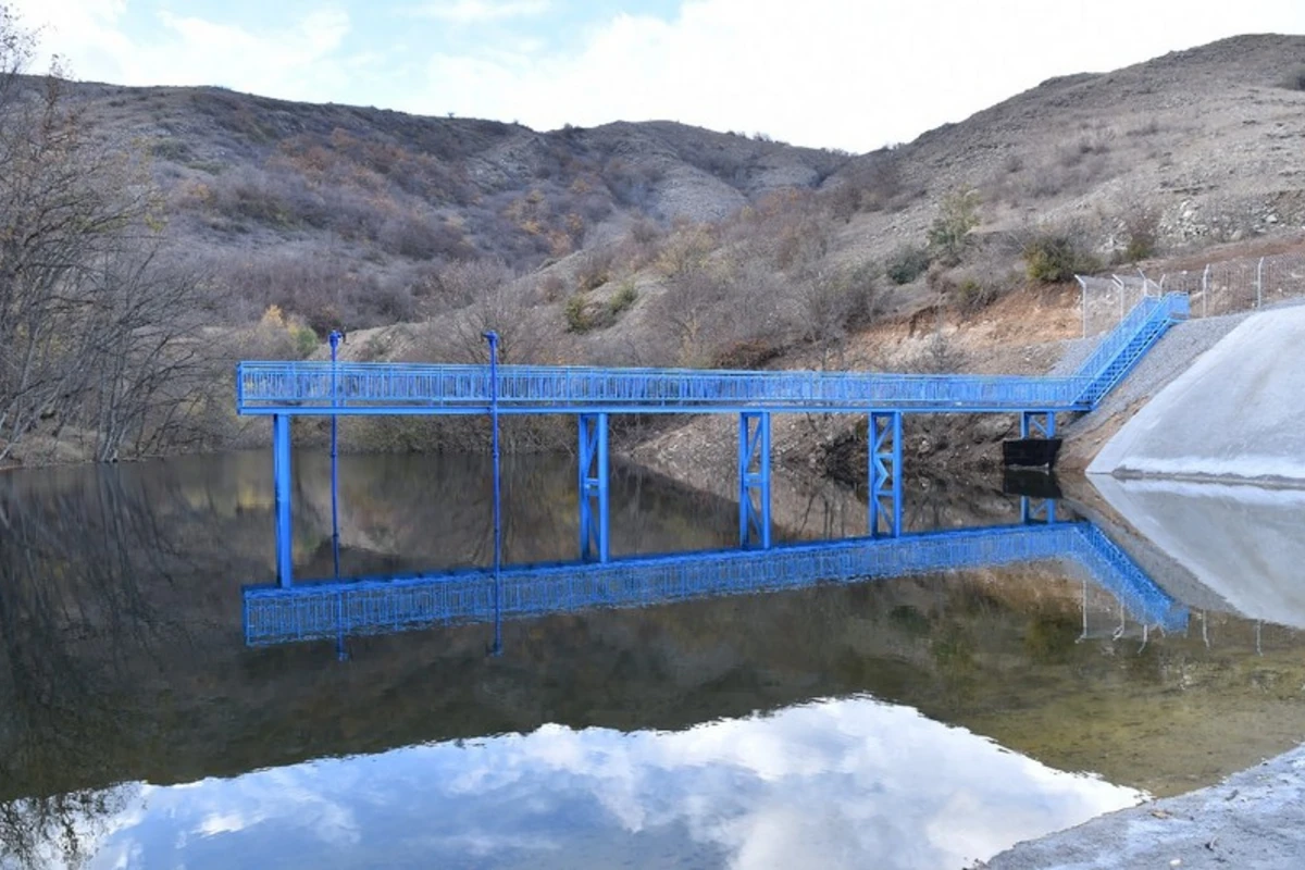 В Шушу начата подача воды из альтернативного источника - ФОТО