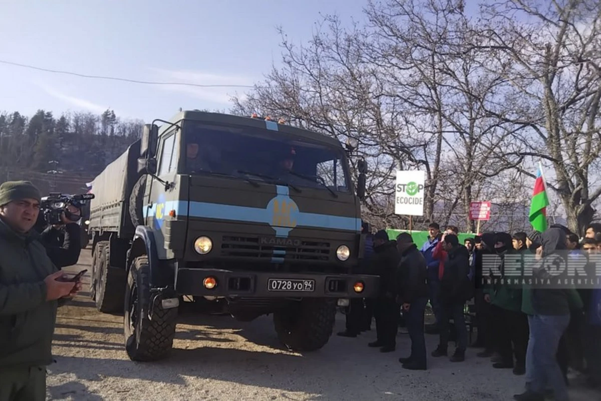 11 автомобилей РМК беспрепятственно проехали в обоих направлениях дороги Ханкенди-Лачын - ОБНОВЛЕНО + ПРЯМОЙ ЭФИР