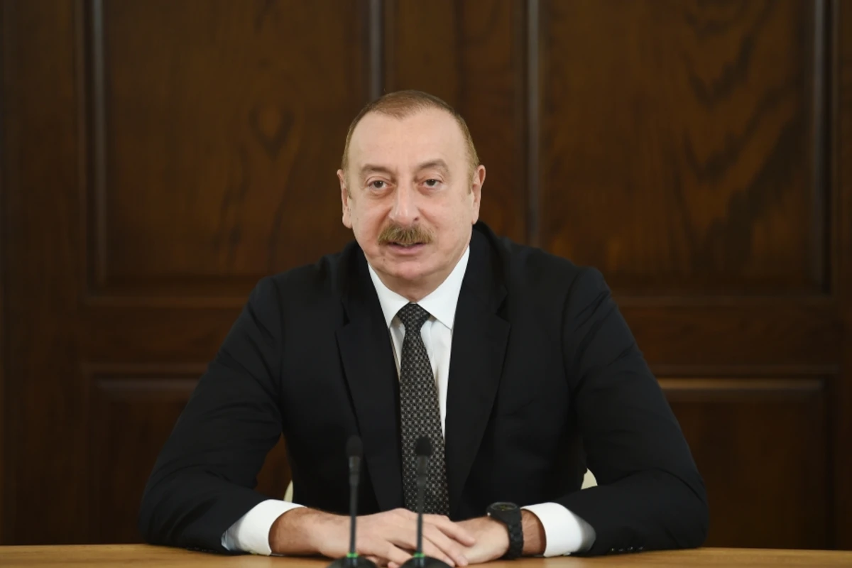 Azərbaycan Prezidenti: “Hətta səndən güclü olan qüvvə qarşısında da geri addım atmamalısan”