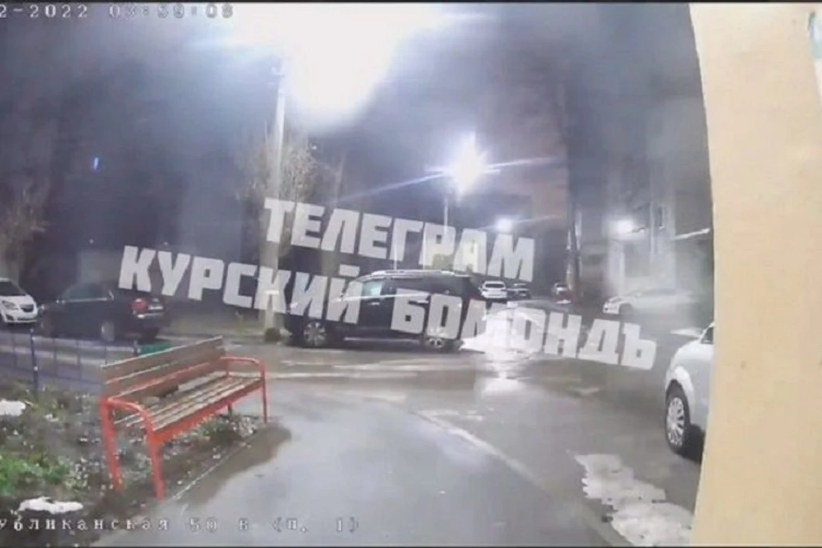 В российском Курске сообщают о взрывах в районе аэродрома - ВИДЕО