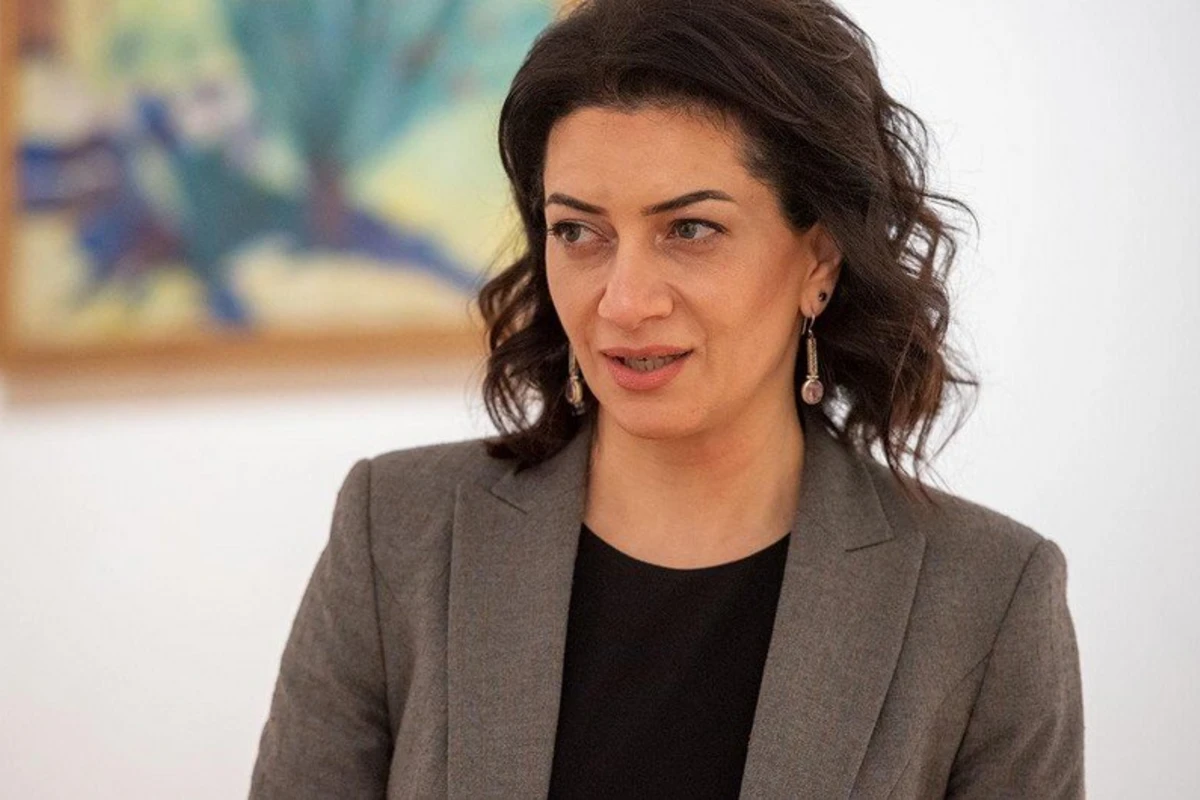 Anna Akopyan Qarabağ ermənilərinə: “Uşaqların arxasında gizlənməyə son qoyun”