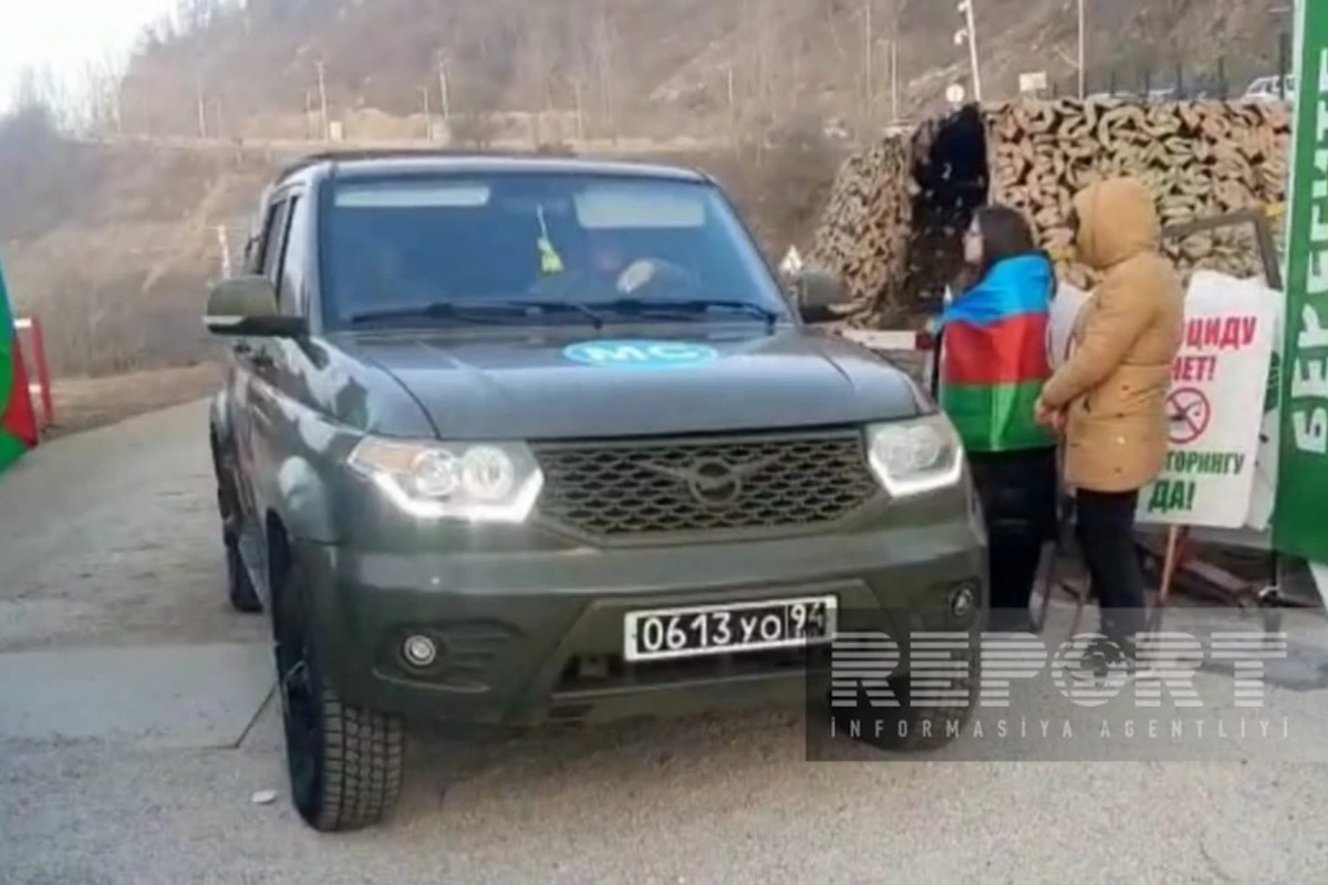 Xankəndidən Laçın istiqamətində sülhməramlıların daha bir avtomobili maneəsiz hərəkət edib