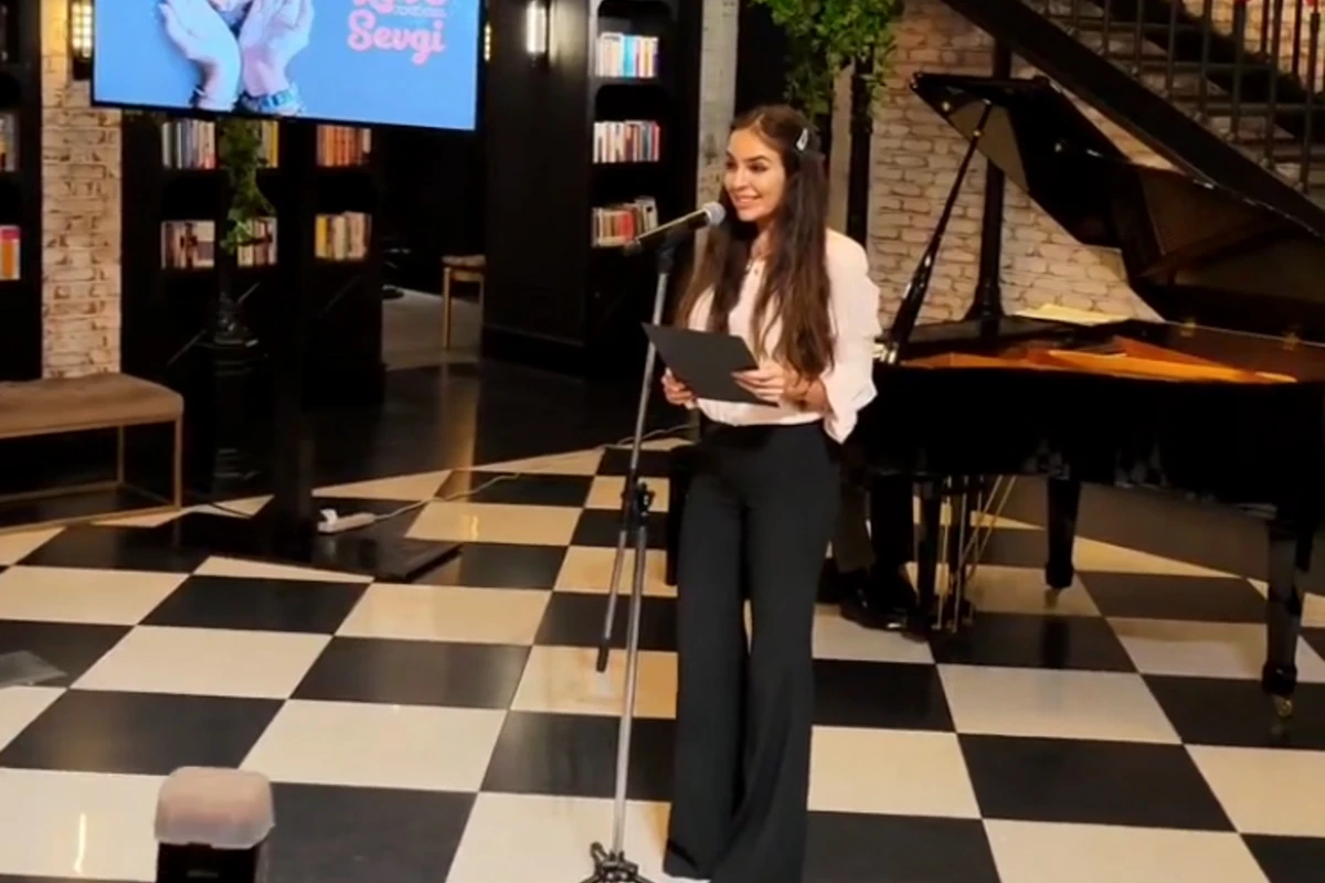 Лейла Алиева поделилась кадрами из Бакинского книжного центра - ВИДЕО