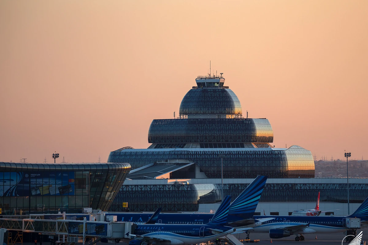 Bakı aeroportunda baltalanma hadisəsi baş verib? - AÇIQLAMA