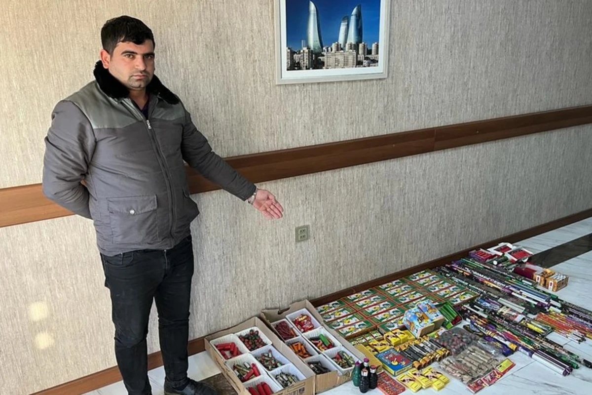 Xaçmazda səyyar şəkildə pirotexniki vasitələr satan şəxs saxlanılıb - FOTO