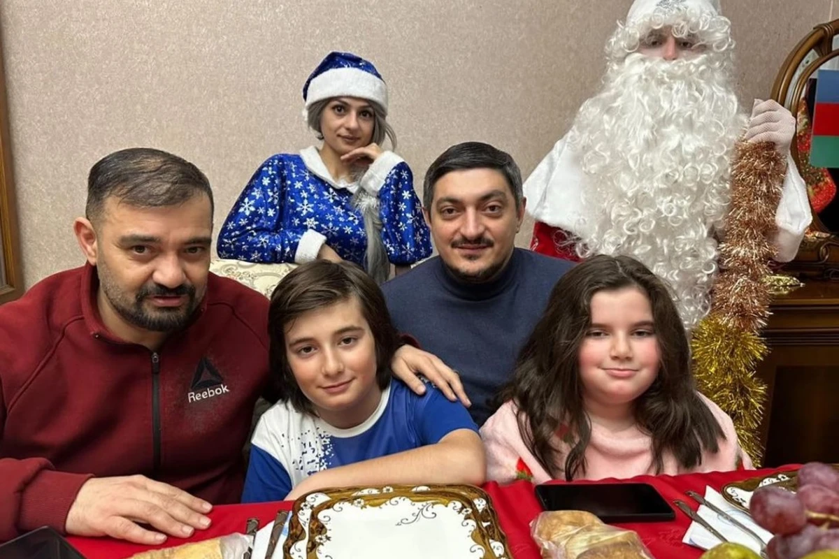 Rəşad Dağlının övladlarına YENİ İL SÜRPRİZİ - FOTO