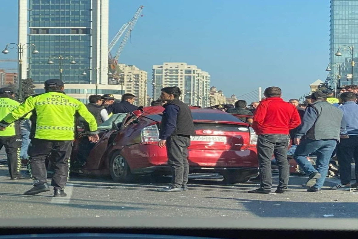 Yeni ilin ilk günündə Bakıda dəhşətli qəzada ölən gənc yeni evlənibmiş - FOTO