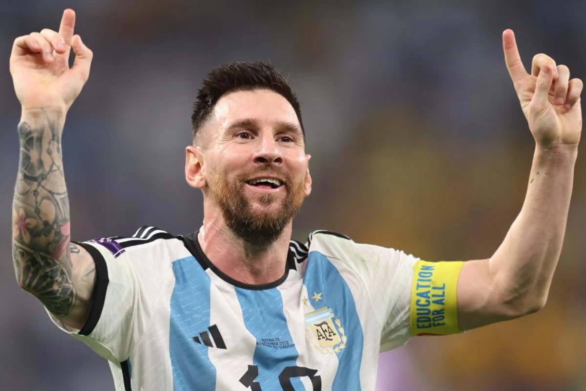 Messi ötən ilin ən yaxşı futbolçusu seçildi