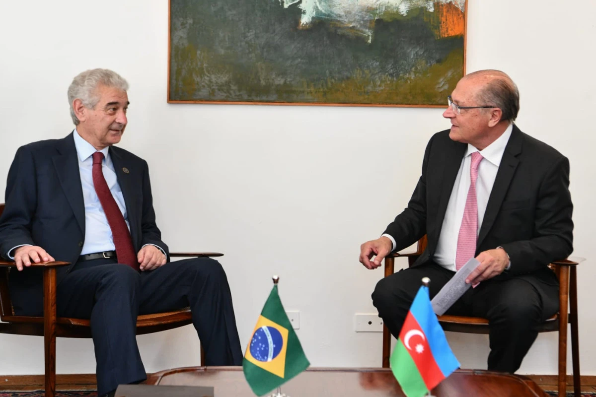 Əli Əhmədov Braziliyanın yeni prezidentinin andiçmə mərasimində iştirak edib - FOTO