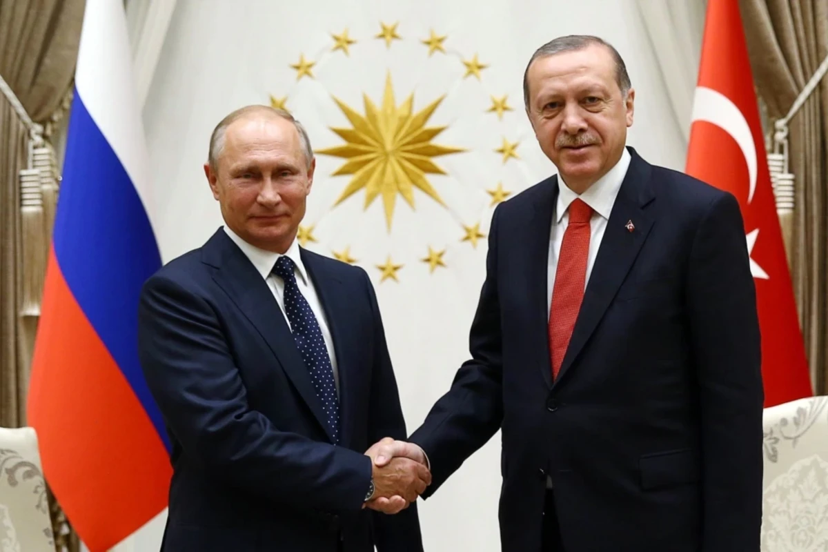 Ərdoğanla Putin arasında telefon danışığı olub