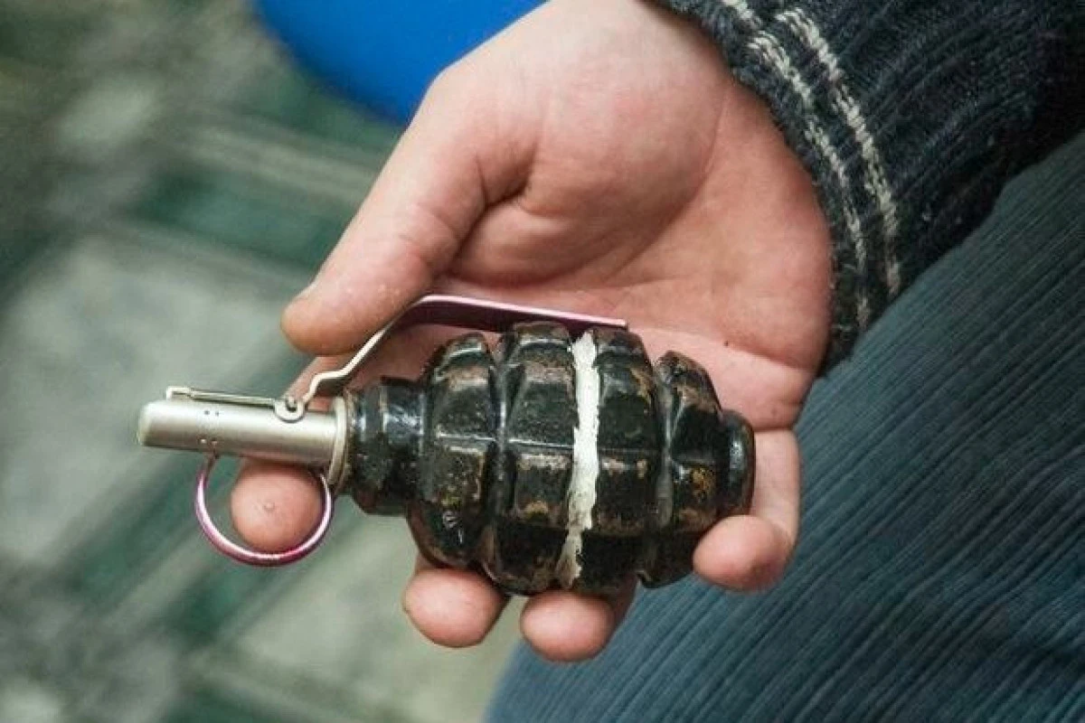 В Азербайджане в пункт обмена валют бросили гранату, есть пострадавшие - ОБНОВЛЕНО