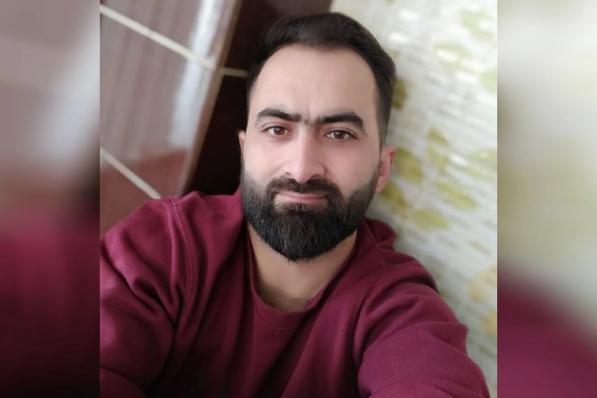Bakıda avtoyuma məntəqəsinin işçisi maşında faciəvi şəkildə öldü - FOTO