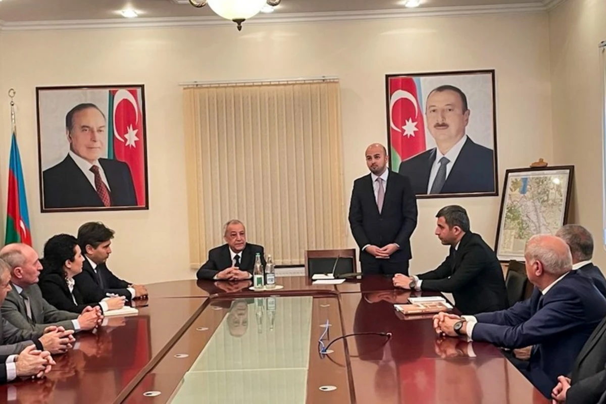 Prezidentin xüsusi nümayəndəsi Qubadlı ictimaiyyətinin nümayəndələri ilə görüşüb - FOTO
