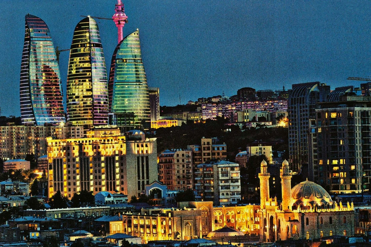 “Forbes” Bakını səyahət etmək üçün planetin ən yaxşı yerlərindən biri adlandırdı