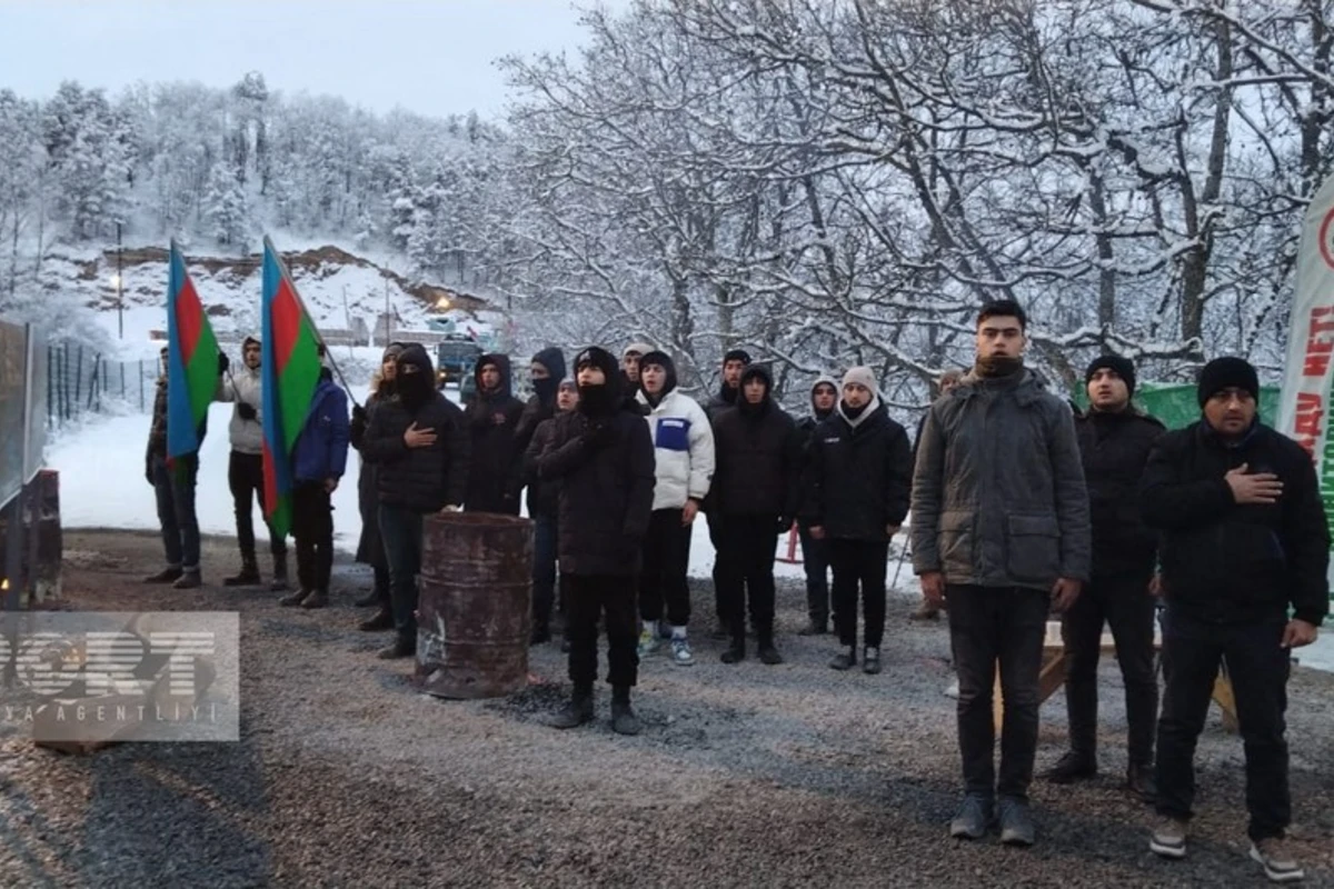 Несмотря на морозную погоду, акция протеста на дороге Ханкенди - Лачын продолжается уже 33 дня