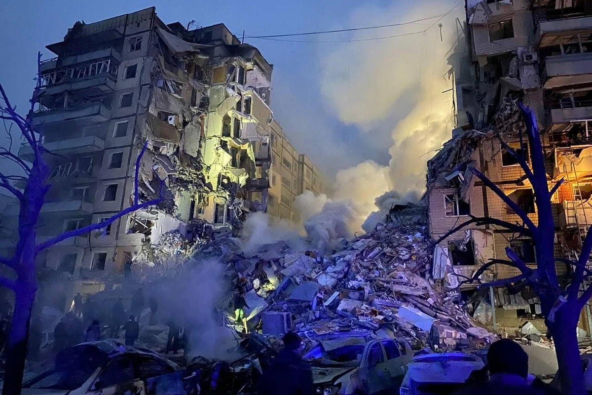Dneprə raket hücumunda ölənlərin sayı 18-ə çatıb, 73 nəfər yaralanıb - FOTO/VİDEO - YENİLƏNİB