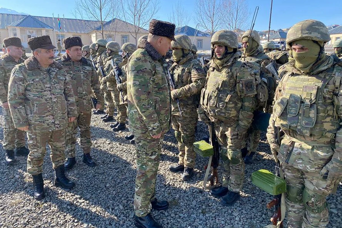 Начальник Генштаба посетил расположенную на границе с Арменией воинскую часть коммандос - ФОТО