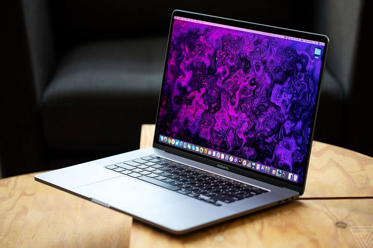 Apple представила MacBook Pro на 14 и 16 дюймов с мощными чипами M2 Pro и M2 Max