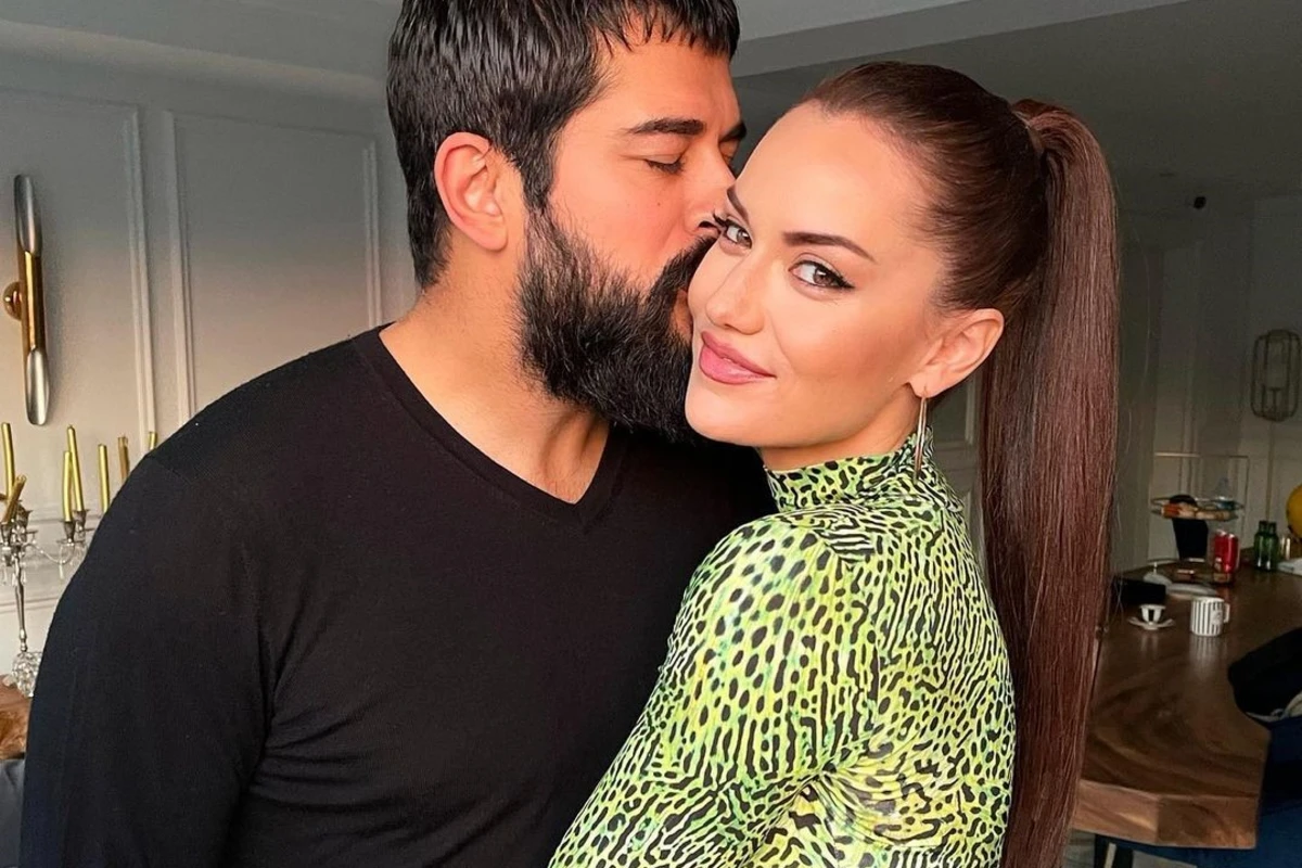 Burak Özçivit ikinci dəfə ata oldu - FOTO