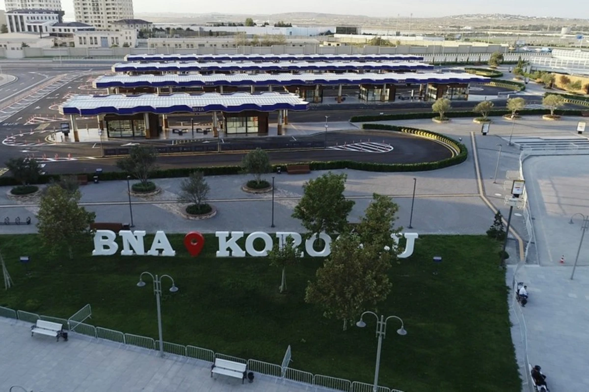 “Koroğlu” Nəqliyyat Mübadilə Mərkəzində avtobus yandı