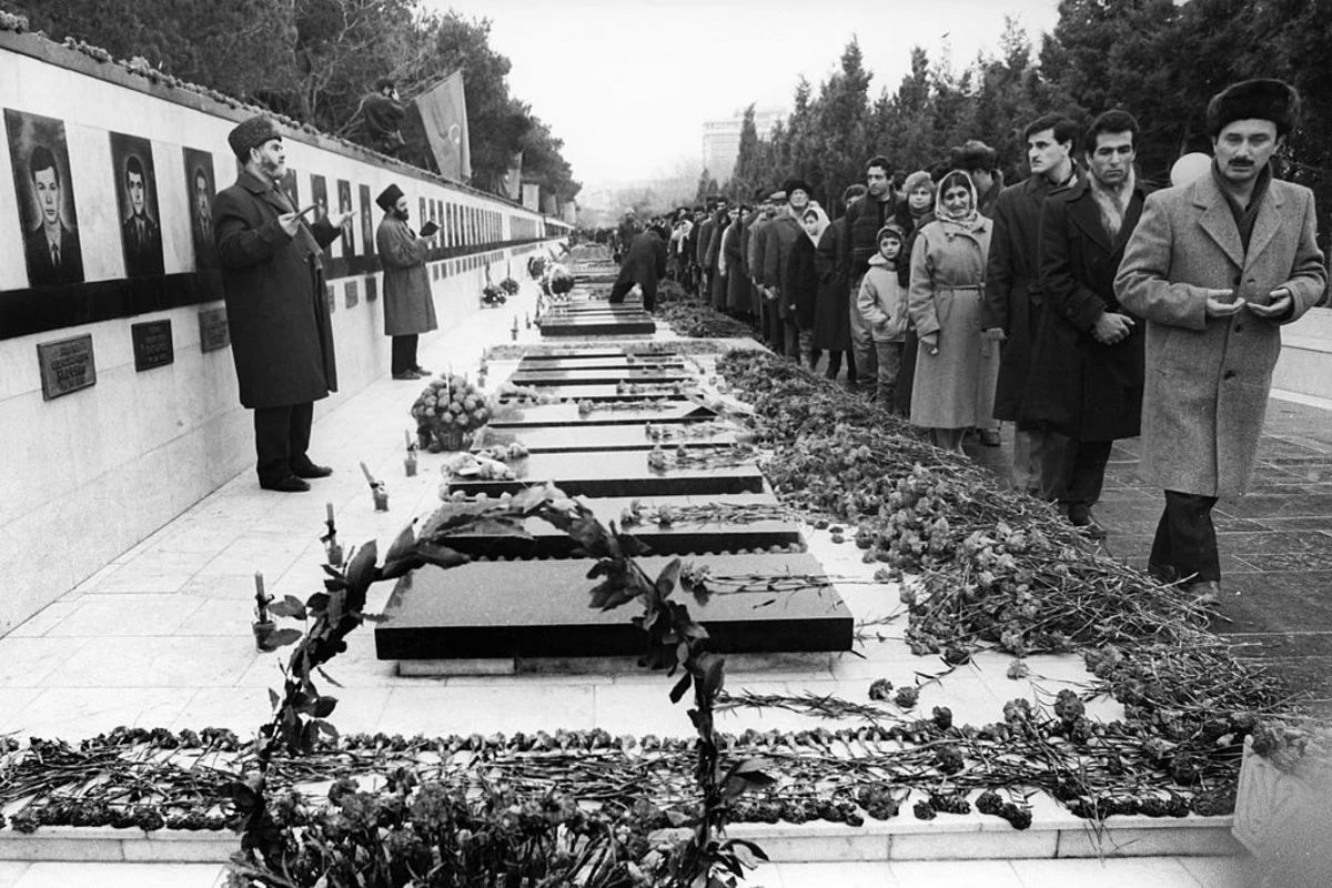 Azərbaycanlı məşhurların 20 YANVAR PAYLAŞIMLARI - FOTO