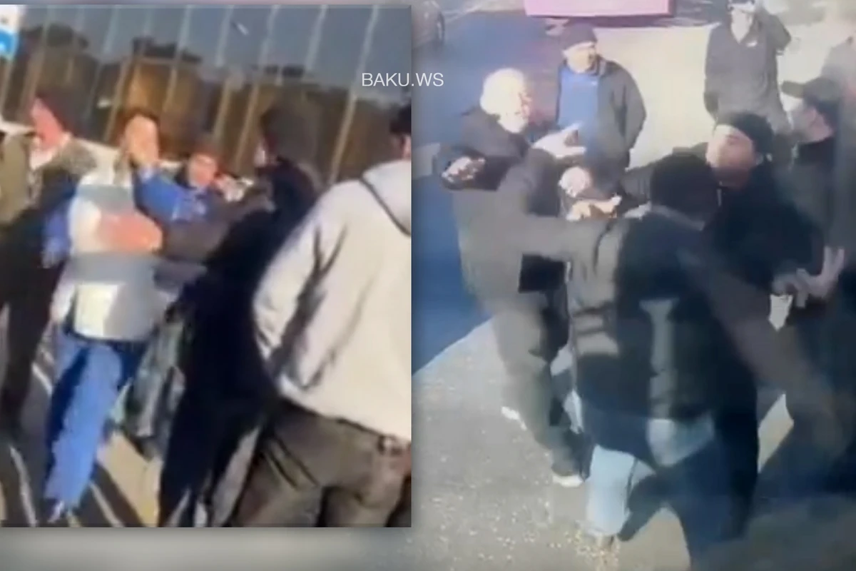 В Баку произошла драка между пассажиром и водителем автобуса  - ВИДЕО