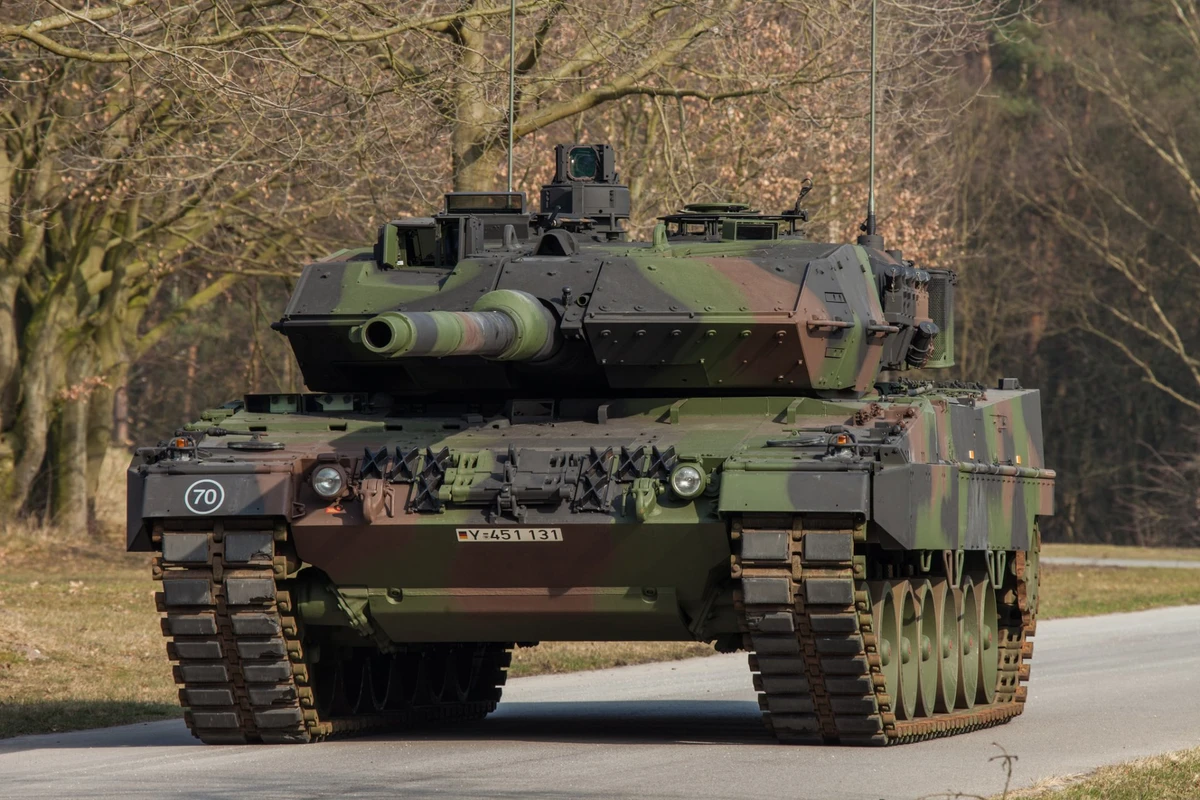 Германия приняла решение о поставках Украине боевых танков Leopard
