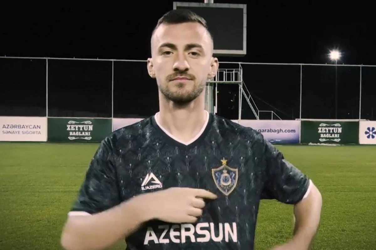 Qarabağ albaniyalı hücumçunun transferini açıqlayıb - VİDEO Qarabağ albaniyalı hücumçunun transferini açıqlayıb - VİDEO
