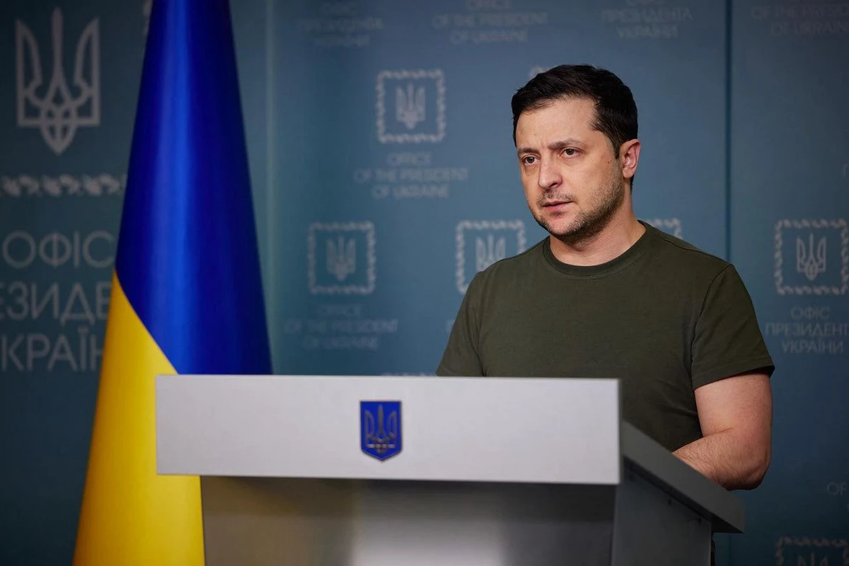 Зеленский прокомментировал массовые увольнения высокопоставленных чиновников
