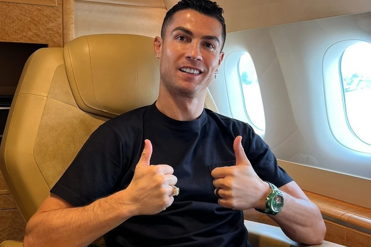 Ronaldo üçün 780 min dollarlıq eksklüziv saat hazırlanıb - FOTO Ronaldo üçün 780 min dollarlıq eksklüziv saat hazırlanıb - FOTO
