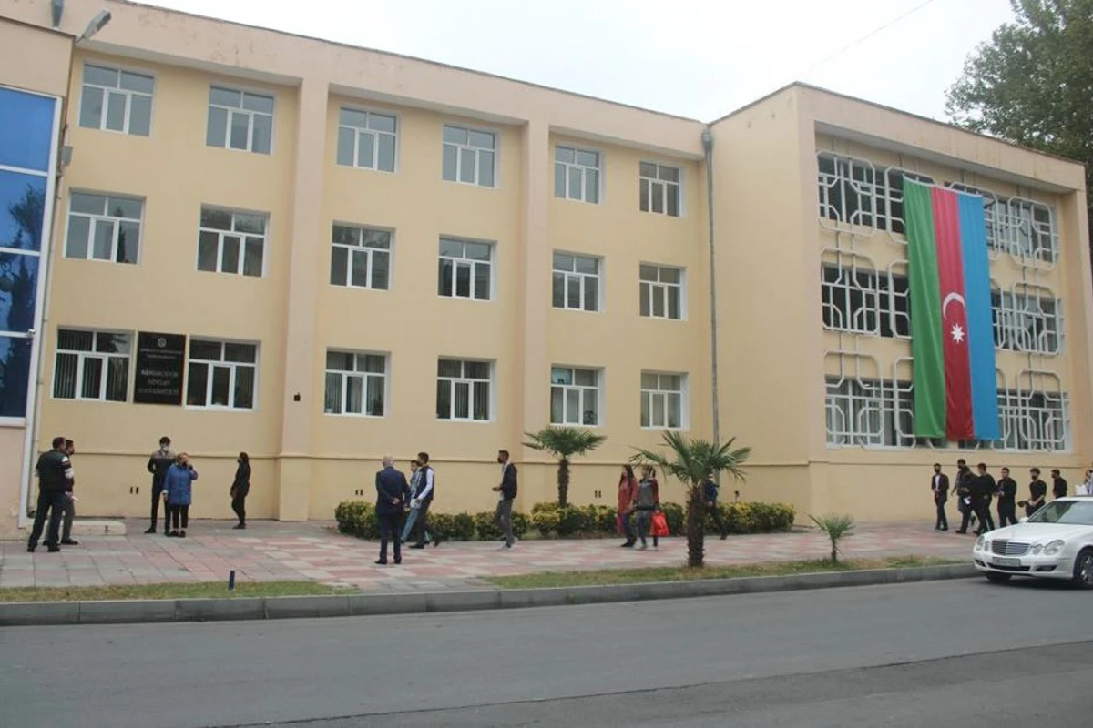 Azərbaycanda bu işçilərin də maaşı artdı