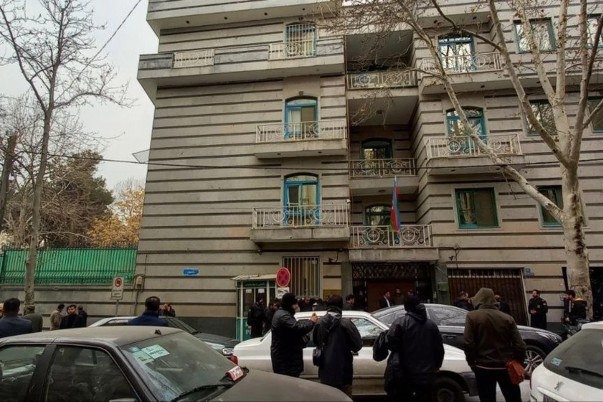 ISW: Протестующие в Иране обвиняют КСИР в нападении на посольство Азербайджана ISW: Протестующие в Иране обвиняют КСИР в нападении на посольство Азербайджана