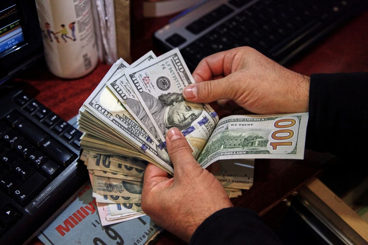 Dollarla bağlı MÜHÜM QƏRAR