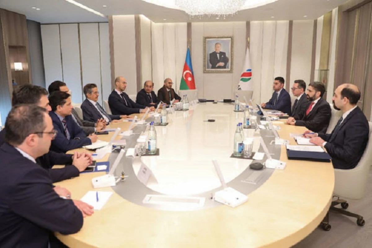 Подписано соглашение между SOCAR и компанией ACWA Power - ФОТО